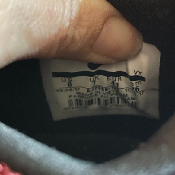 Nike Air More Money‎ Mo Money White Black Red Sneaker Shoes Size 8 US - Picture 5 of 5